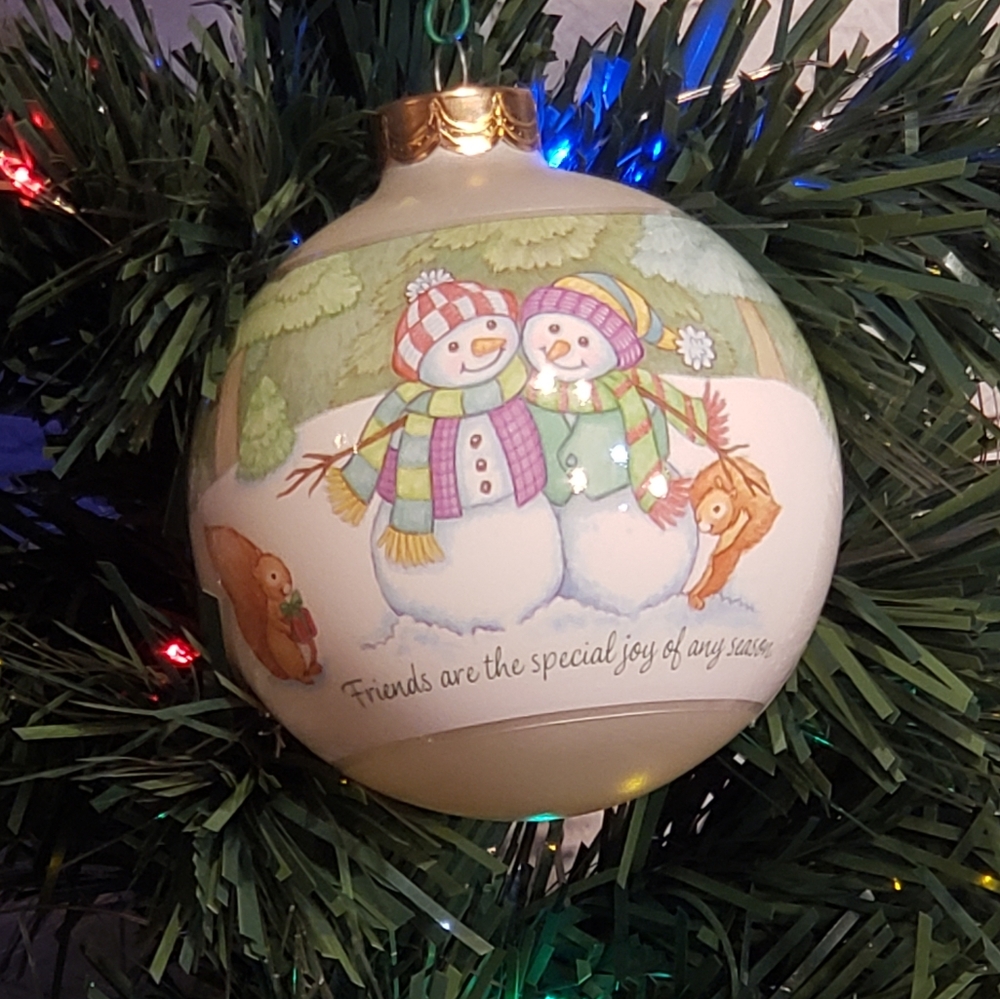 Hallmark 2001 Christmas Ornament